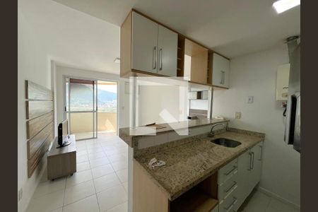 Sala/Cozinha de kitnet/studio à venda com 1 quarto, 42m² em Barra da Tijuca, Rio de Janeiro