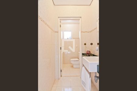 Lavabo de casa à venda com 4 quartos, 320m² em Vila Mariza Mazzei, São Paulo