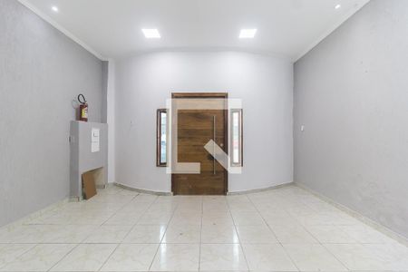 Entrada de casa para alugar com 3 quartos, 190m² em Vila Mogilar, Mogi das Cruzes