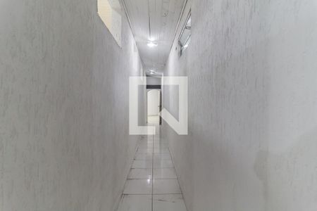 Entrada Lateral de casa para alugar com 3 quartos, 190m² em Vila Mogilar, Mogi das Cruzes