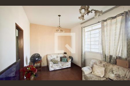 Sala de casa à venda com 5 quartos, 547m² em Santo Andre, Belo Horizonte