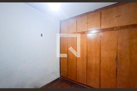 Quarto de casa à venda com 5 quartos, 547m² em Santo Andre, Belo Horizonte