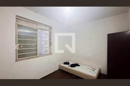 Quarto de casa à venda com 5 quartos, 547m² em Santo Andre, Belo Horizonte