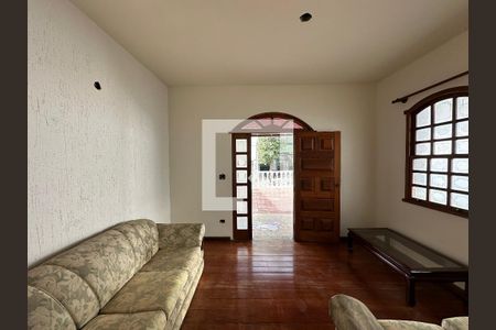 Casa à venda com 3 quartos, 360m² em Indaiá, Belo Horizonte