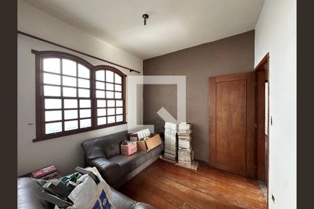 Casa à venda com 3 quartos, 360m² em Indaiá, Belo Horizonte