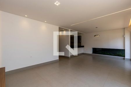 Sala de casa à venda com 5 quartos, 208m² em Garças, Belo Horizonte