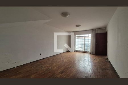 Sala de casa para alugar com 3 quartos, 249m² em Vila Scarpelli, Santo André
