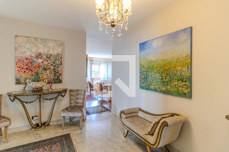 Hall de Entrada de apartamento para alugar com 3 quartos, 230m² em Higienópolis, São Paulo