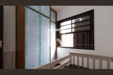 Quarto 2 de casa para alugar com 4 quartos, 210m² em Vila Londrina, São Paulo