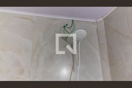 Banheiro de kitnet/studio para alugar com 1 quarto, 21m² em Piratininga, Niterói