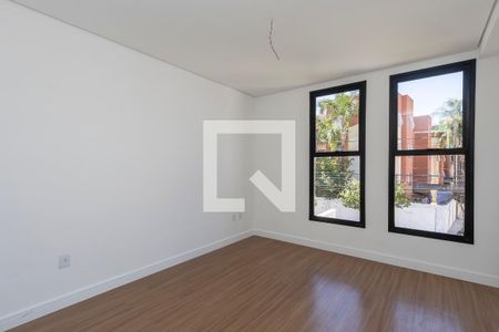 Suíte 1 de casa à venda com 3 quartos, 210m² em Planalto, Belo Horizonte