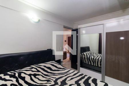 Quarto 1 de apartamento à venda com 2 quartos, 50m² em Itaquera, São Paulo