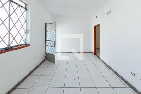 Sala de casa à venda com 3 quartos, 249m² em Calafate, Belo Horizonte