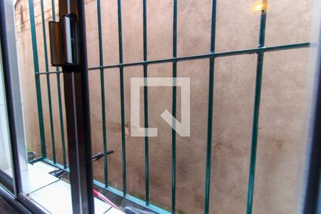 Vista da Sala/Quarto de casa à venda com 1 quarto, 84m² em Conjunto Habitacional A. E. Carvalho, São Paulo