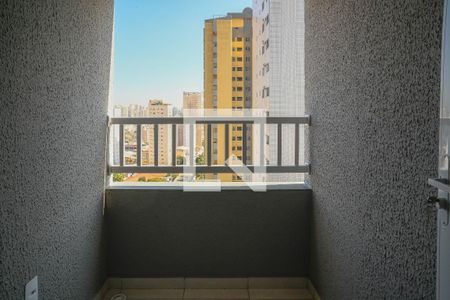 Varanda de apartamento à venda com 2 quartos, 29m² em Vila Santo Estefano, São Paulo