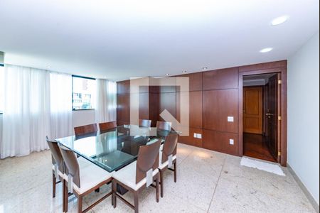 Sala de apartamento para alugar com 3 quartos, 170m² em Belvedere, Belo Horizonte