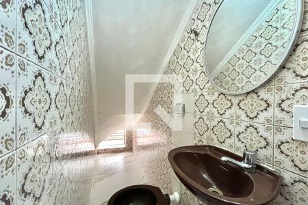 Lavabo de casa para alugar com 4 quartos, 140m² em Vila Campestre, São Paulo