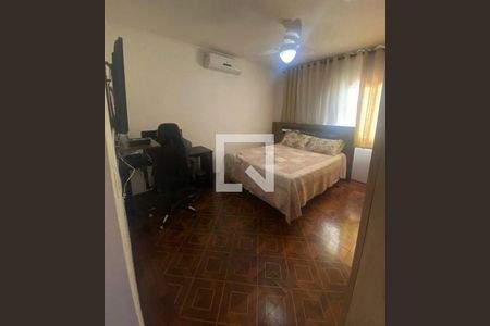 Casa à venda com 3 quartos, 330m² em Vila Lucia Elvira, São Paulo