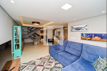 Sala de casa à venda com 3 quartos, 330m² em São Sebastião, Porto Alegre