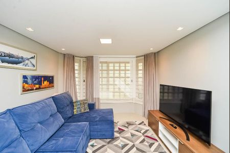 Sala de casa à venda com 3 quartos, 330m² em São Sebastião, Porto Alegre