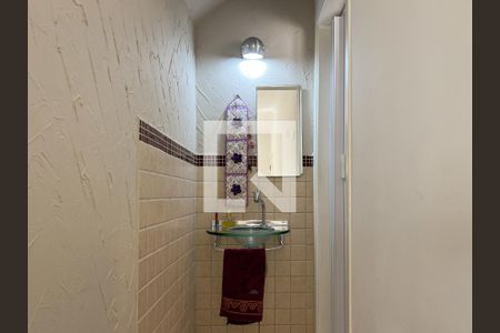 Lavabo de casa de condomínio para alugar com 4 quartos, 220m² em Vila Pagano, Valinhos