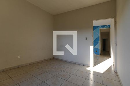 Quarto 1 de casa para alugar com 2 quartos, 100m² em Jardim Santa Teresa, Mogi das Cruzes