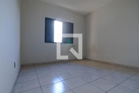 Quarto 1 de casa para alugar com 2 quartos, 100m² em Jardim Santa Teresa, Mogi das Cruzes
