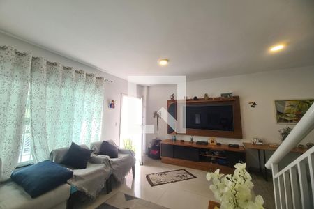 Sala de casa à venda com 3 quartos, 119m² em Vila Prudente, São Paulo