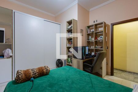Quarto 1 de casa à venda com 5 quartos, 489m² em Ana Lúcia, Belo Horizonte