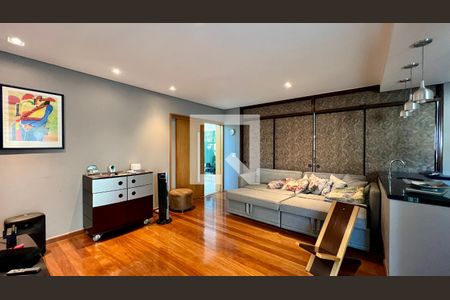 Sala de TV de casa à venda com 5 quartos, 690m² em Jardim Paulista, São Paulo