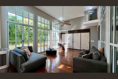 Sala de casa à venda com 5 quartos, 690m² em Jardim Paulista, São Paulo