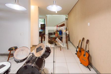 Sala 2 de casa à venda com 5 quartos, 600m² em Estoril, Belo Horizonte
