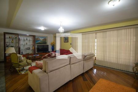 Sala de casa para alugar com 4 quartos, 511m² em Centro, São Gonçalo