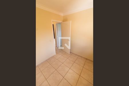 Quarto 1 de casa de condomínio para alugar com 3 quartos, 90m² em Bairro das Palmeiras, Campinas