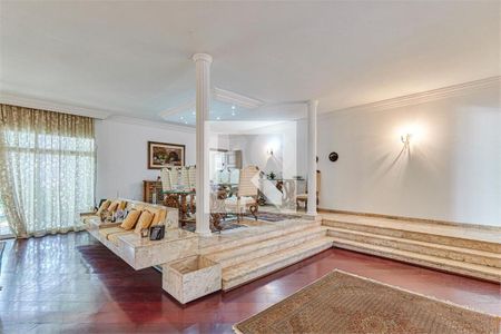 Casa de Condomínio à venda com 4 quartos, 300m² em Santo Amaro, São Paulo