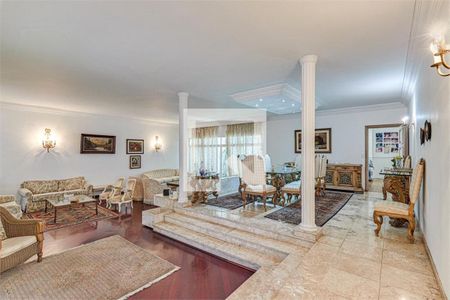 Casa de Condomínio à venda com 4 quartos, 300m² em Santo Amaro, São Paulo