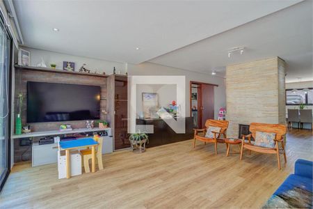 Casa à venda com 4 quartos, 350m² em Granja Julieta, São Paulo