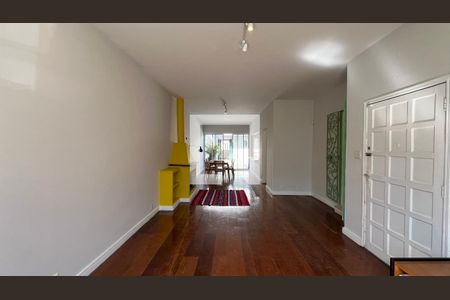 Sala de casa para alugar com 4 quartos, 190m² em Jardim Paulistano, São Paulo