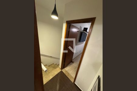 Escada de casa de condomínio à venda com 2 quartos, 62m² em Casa Verde, São Paulo