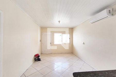 Sala de casa para alugar com 2 quartos, 74m² em Santos Dumont, São Leopoldo