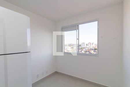 Sala/Cozinha de apartamento à venda com 2 quartos, 32m² em Vila Carmosina, São Paulo