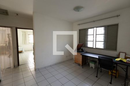 Sala de casa para alugar com 6 quartos, 385m² em Campo Belo, São Paulo