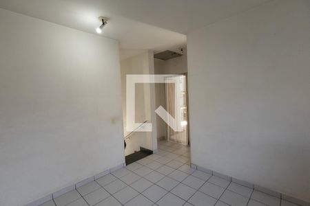 Sala de casa para alugar com 6 quartos, 385m² em Campo Belo, São Paulo