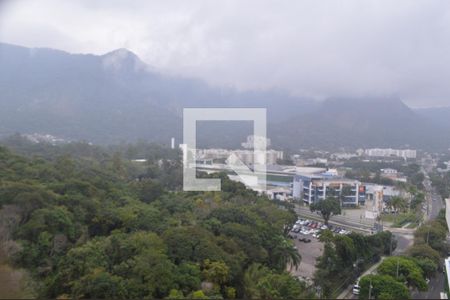 Vista da Varanda de apartamento para alugar com 1 quarto, 70m² em Camorim, Rio de Janeiro