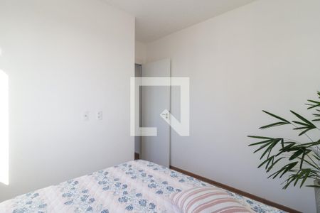 Quarto 1 de apartamento para alugar com 2 quartos, 43m² em Jardim Monte Alegre, Taboão da Serra