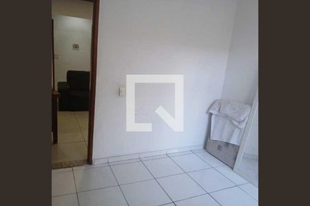 Casa à venda com 5 quartos, 182m² em Benfica, Rio de Janeiro