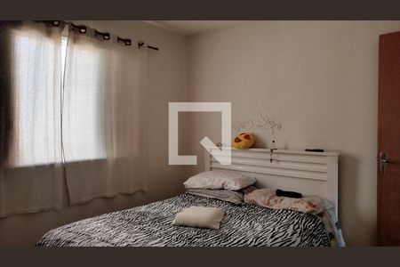 Quarto 2 de casa para alugar com 2 quartos, 80m² em Jardim Ponte Rasa, São Paulo