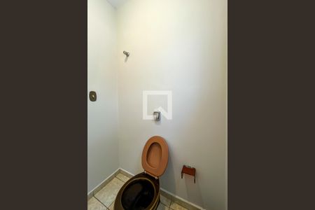 Lavabo de casa à venda com 4 quartos, 250m² em Parque Anhanguera, São Paulo