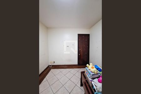 Quarto 1 de casa à venda com 4 quartos, 180m² em Itaipu, Niterói