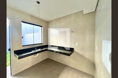 Casa à venda com 2 quartos, 109m² em Jardim das Nacoes, Belo Horizonte